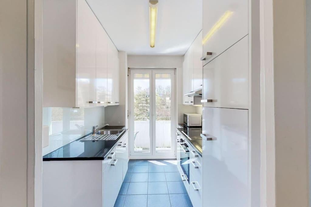 Very Spacious Studio In City Center - Parkview 4 Zúrich Exterior foto